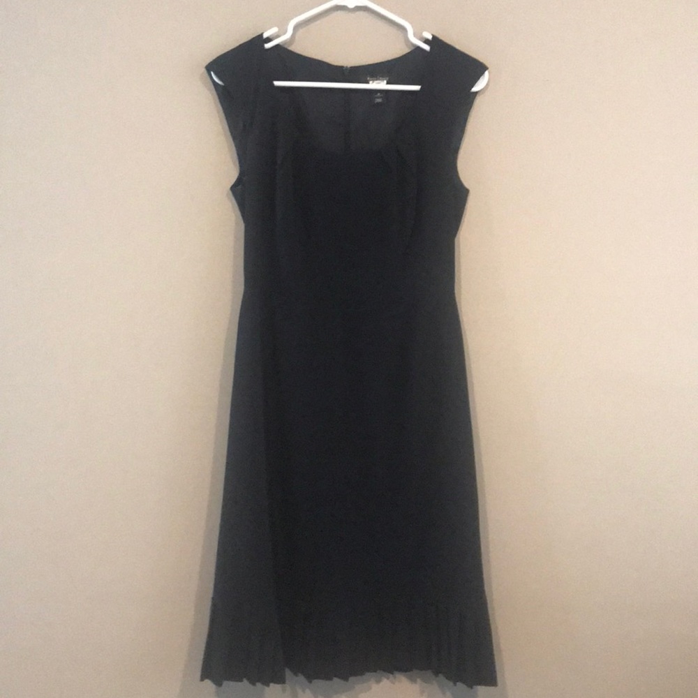 White House/ Black Market Black Dress Size 4